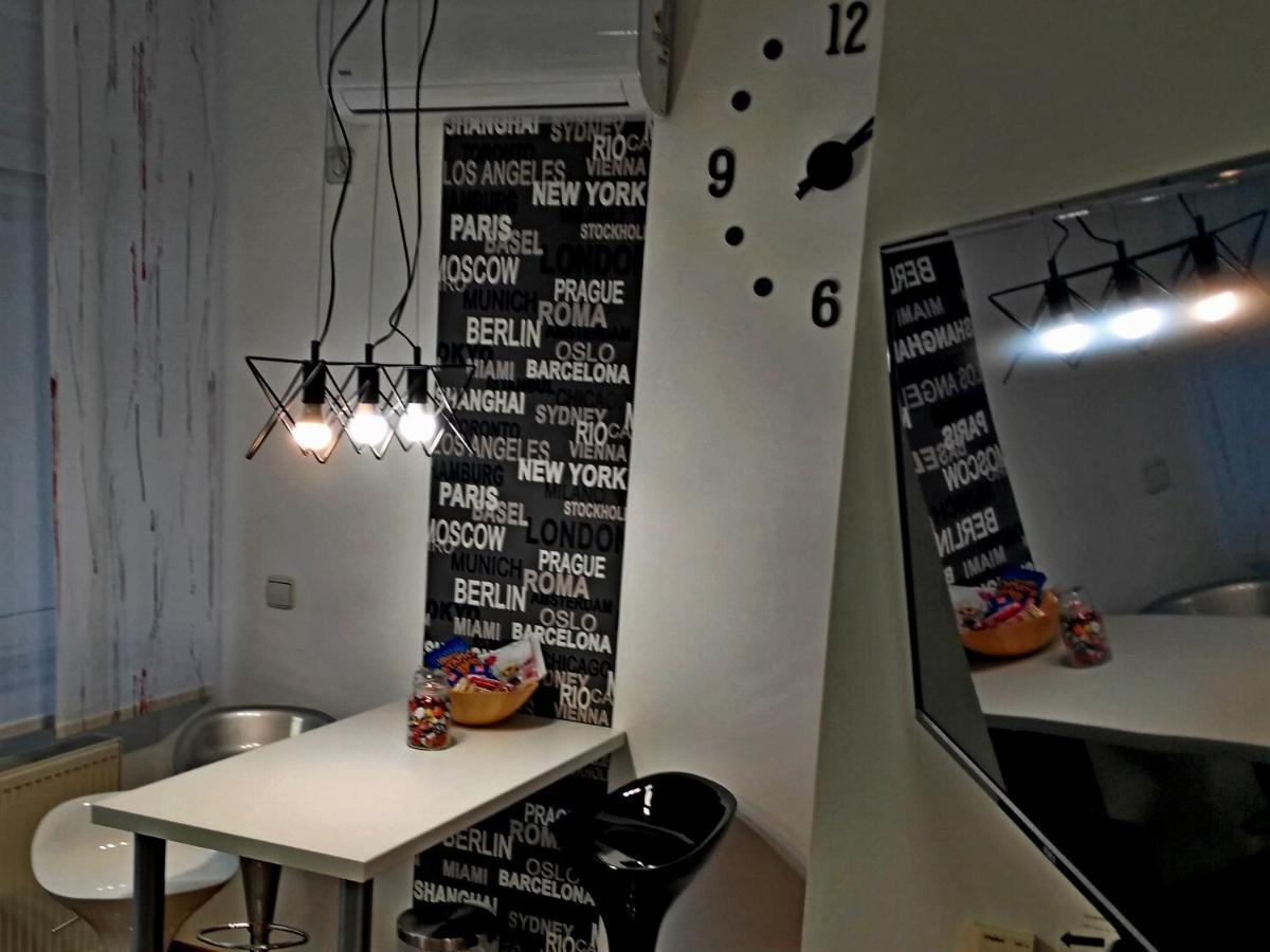Time Keeper - Self Check In * Osijek